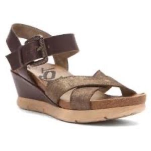 OTBT Gearhart Brown and Gold Wedge Sandals 6.5